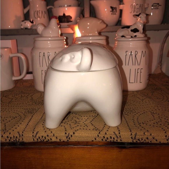Rae Dunn OINK Pig Canister White - Picture 3 of 11